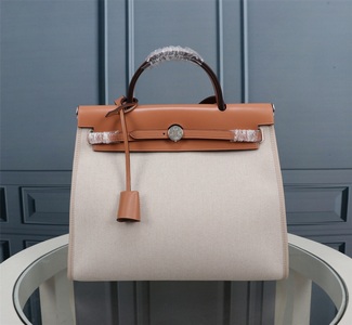 Hermes Handbags 743